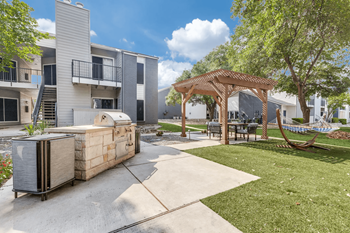 Gas grilling & picnic area